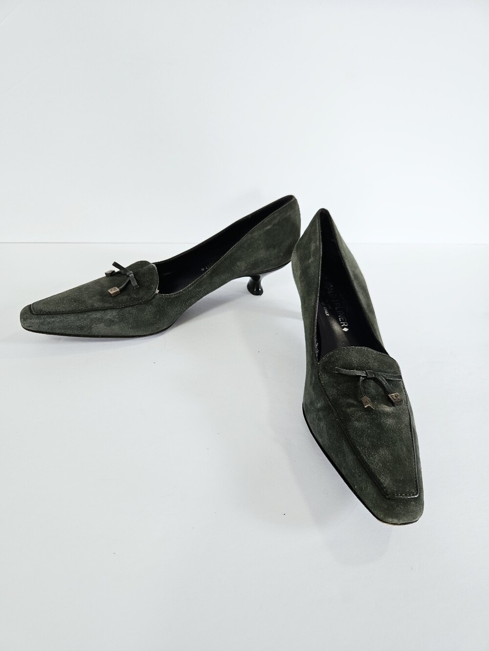 Vintage Donald J Pliner Couture Green Suede Pointed Toe Kitten Heel Pumps 7.5